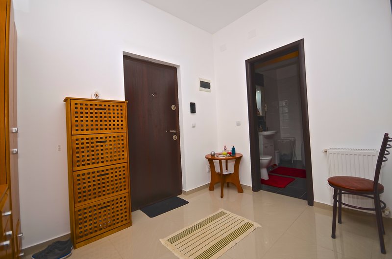 Fundeni, Dragonul Rosu