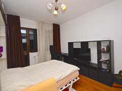 Fundeni, Dragonul Rosu